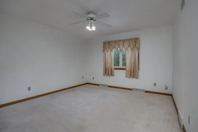 $479,900 | 850 North Perry Parkway, Oregon, WI 53575