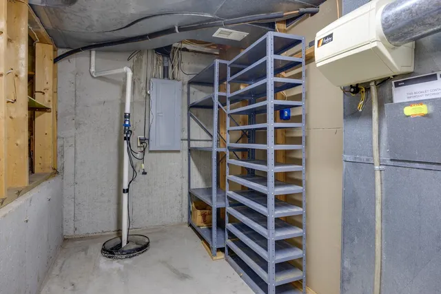 $479,900 | 850 North Perry Parkway, Oregon, WI 53575