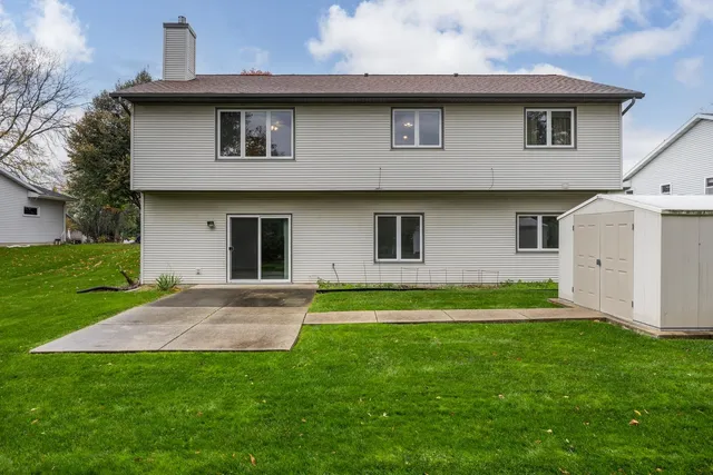 $479,900 | 850 North Perry Parkway, Oregon, WI 53575