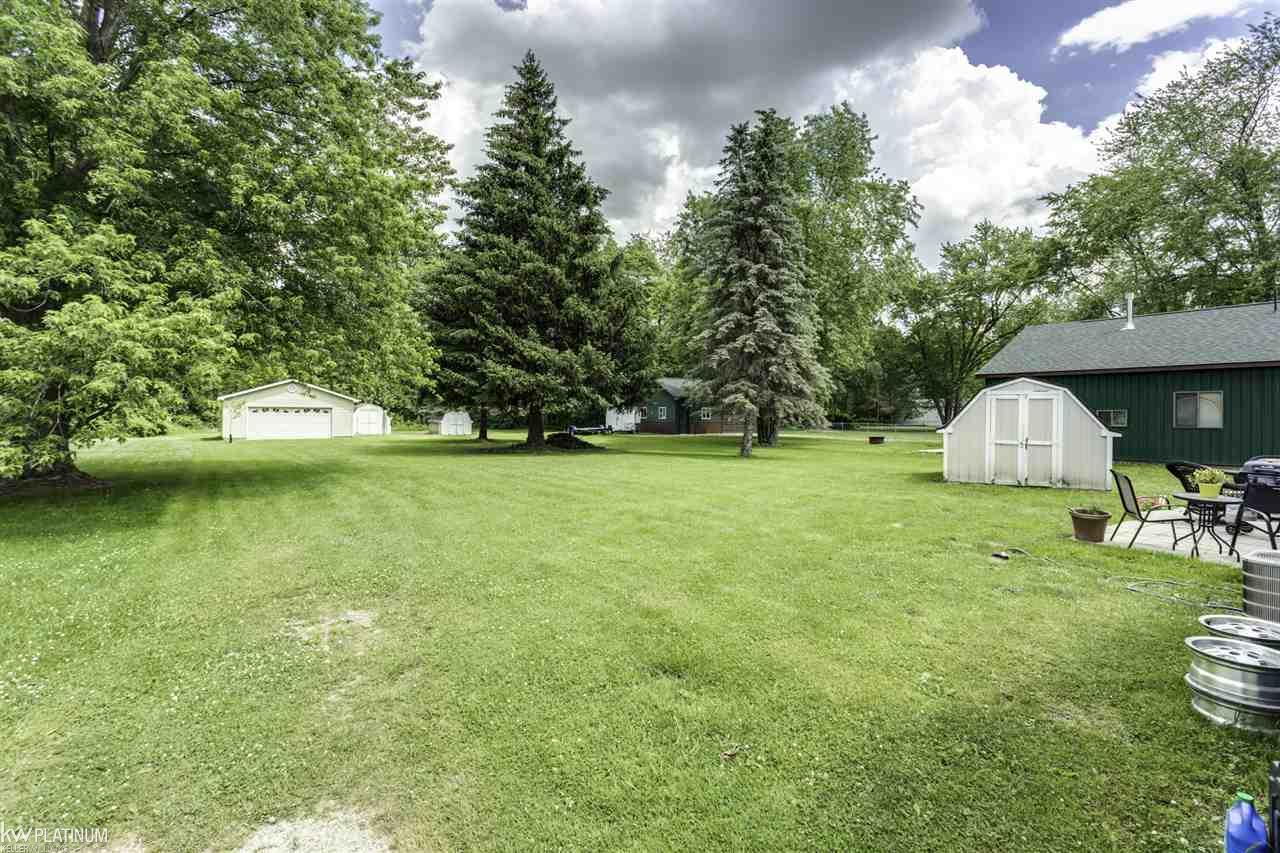 2604 Alger Road Port Huron, MI 48060 - Photo 8 of 21