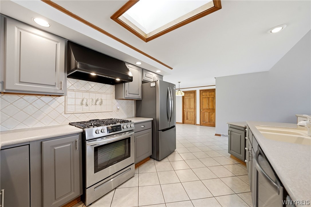 535 Seneca Creek Road West Seneca, NY 14224 - Photo 12 of 49