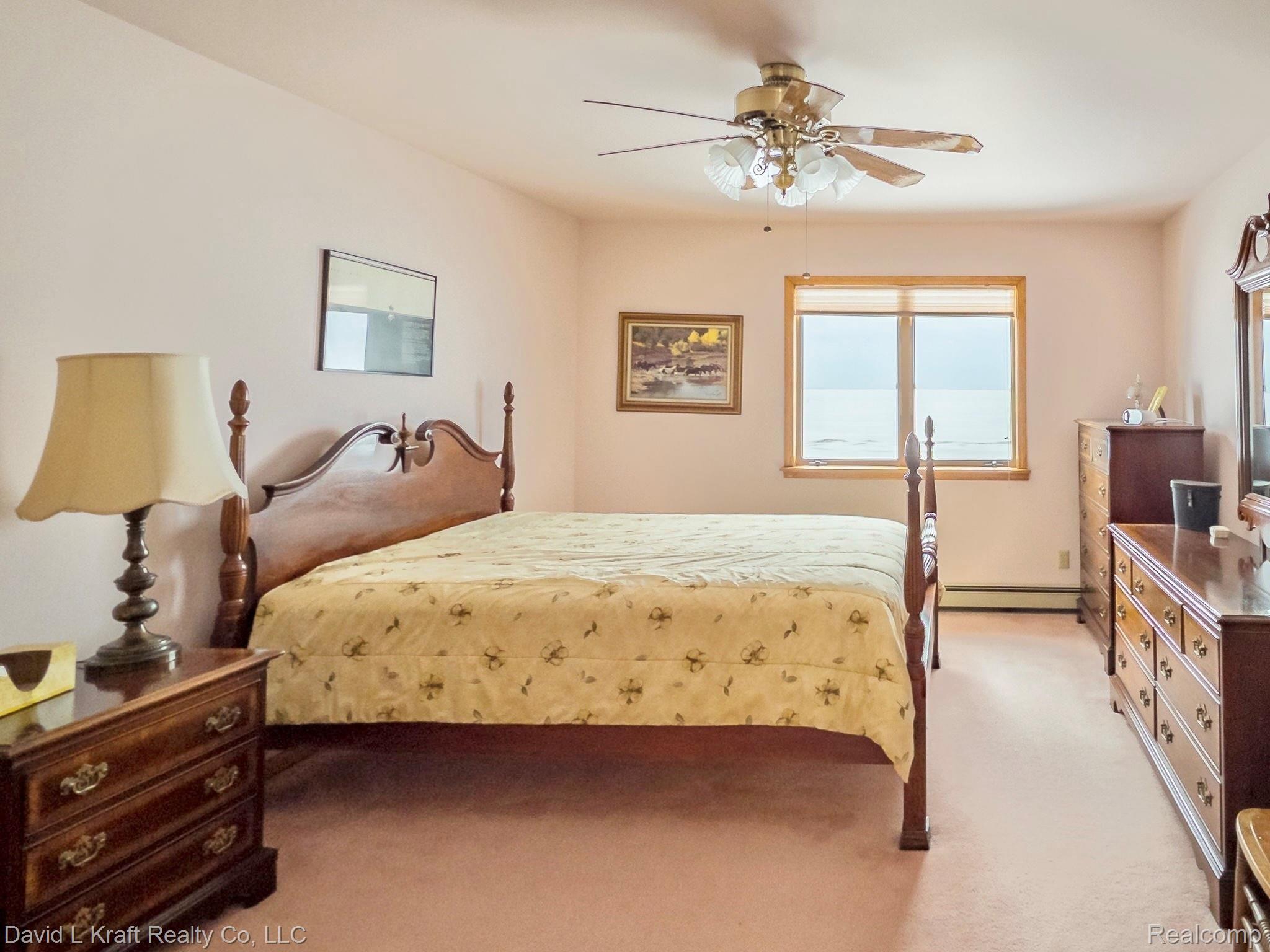 8524 Crescent Beach Road Pigeon, MI 48755 - Photo 22 of 41 8524CBBed1.jpg
