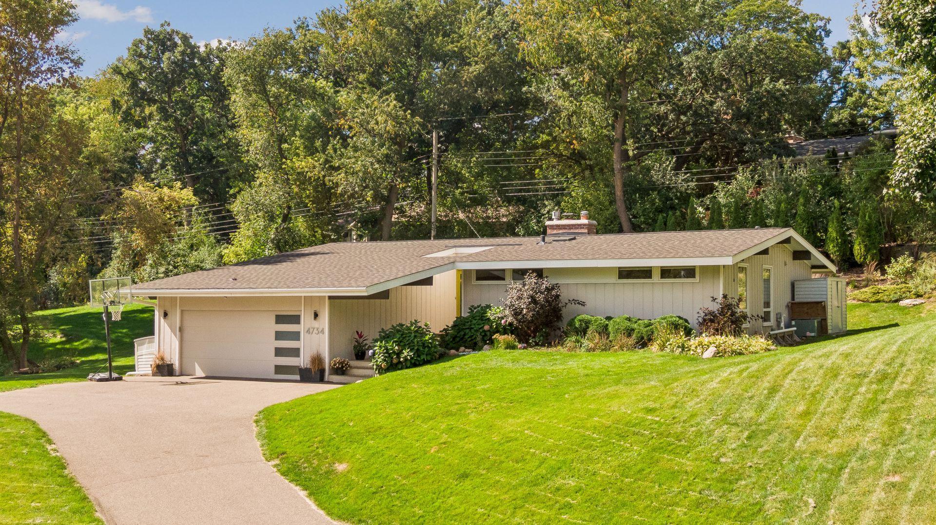 4734 Coventry Road East Minnetonka, MN 55345 - Photo 1 of 48 Gallery Image 1