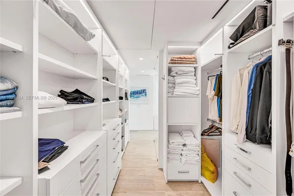 a walk in closet