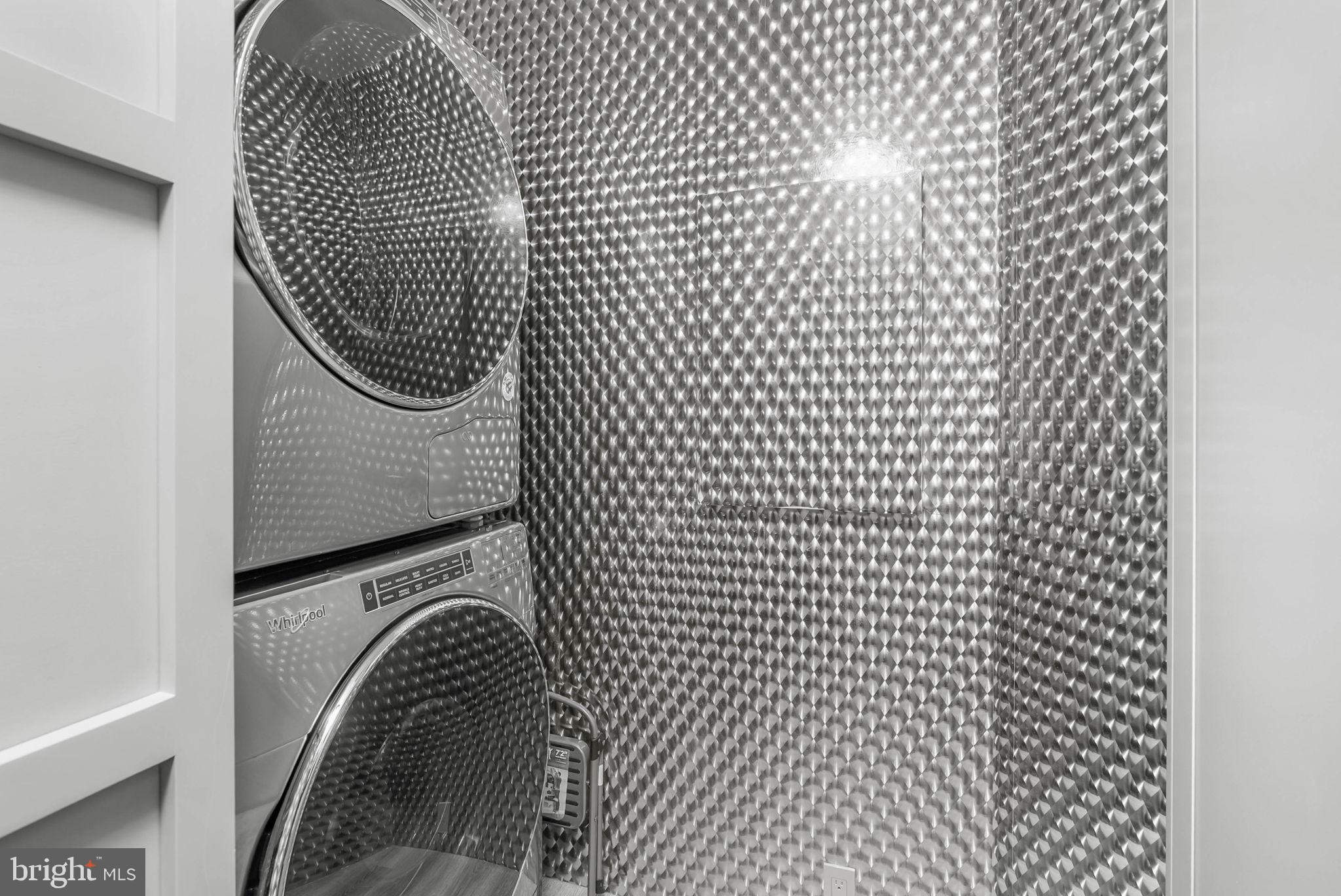 219 South 18th Street, Unit 710 Philadelphia, PA 19103 - Photo 37 of 51 a close up of a shower