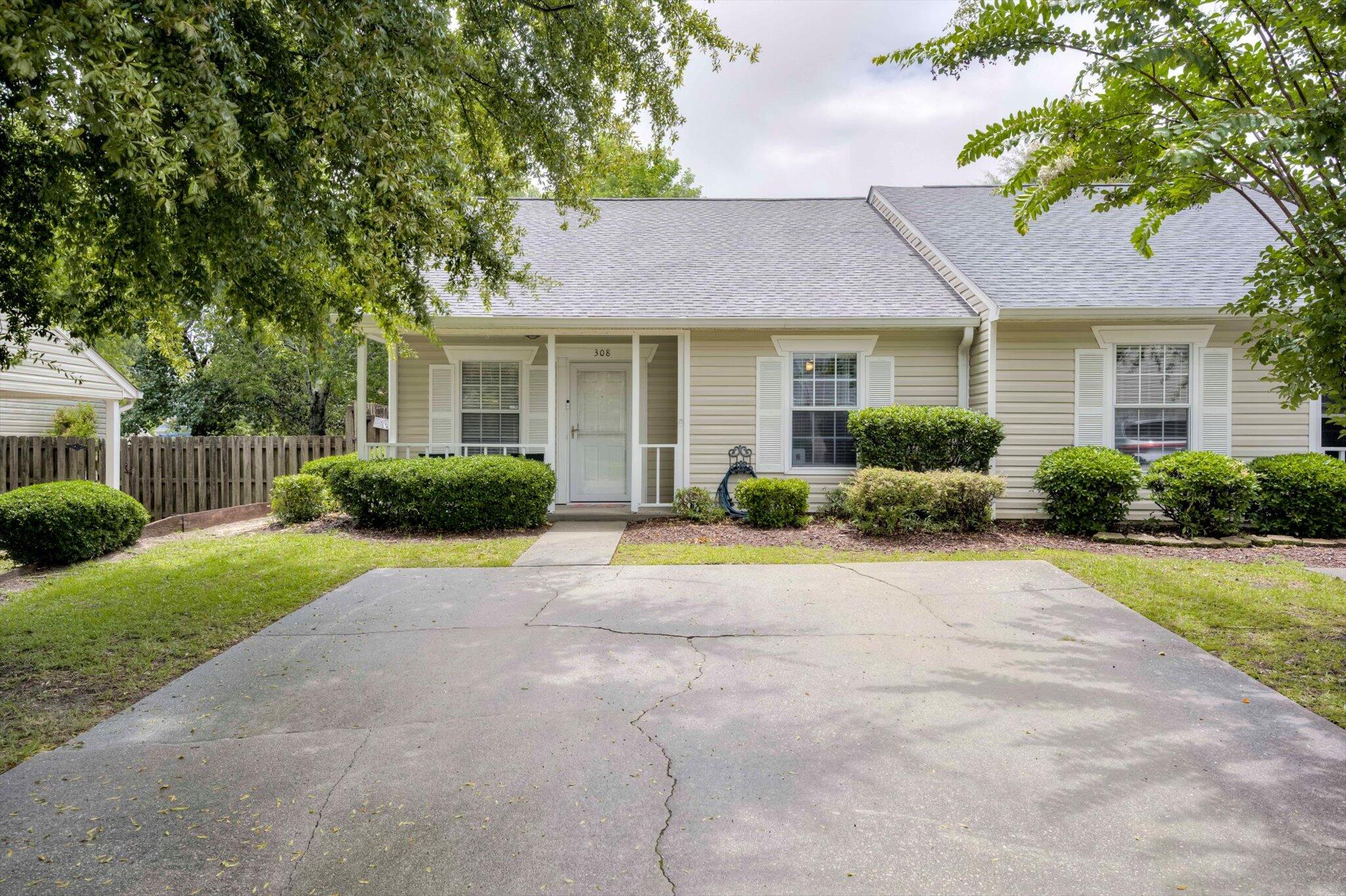 308 Merlot Place Aiken, SC 29803 - Photo 1 of 26