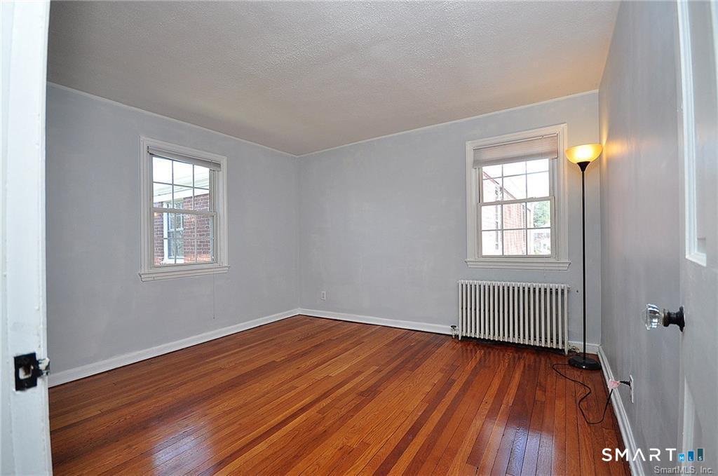 53 Robin Road, Unit B1 West Hartford, CT 06119 - Photo 9 of 17