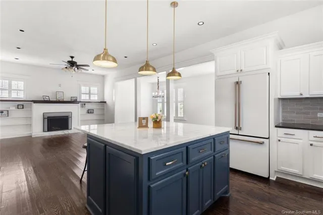 $339,900 | 507 Iris Street, Lake Charles, LA 70601