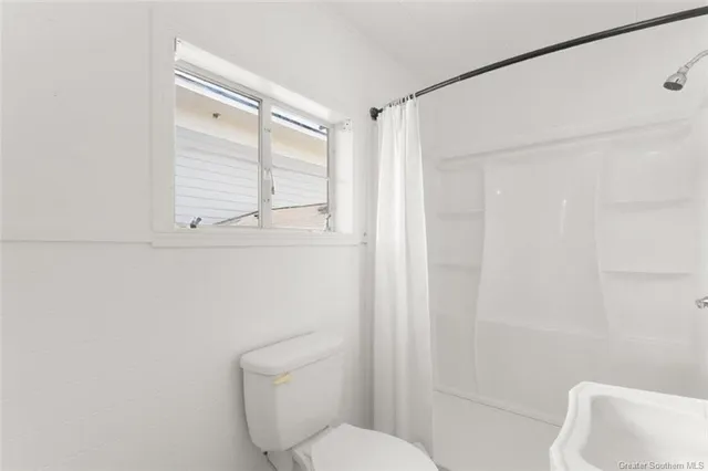 $339,900 | 507 Iris Street, Lake Charles, LA 70601