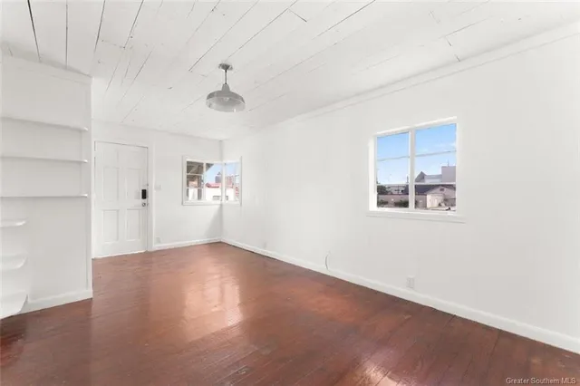 $339,900 | 507 Iris Street, Lake Charles, LA 70601