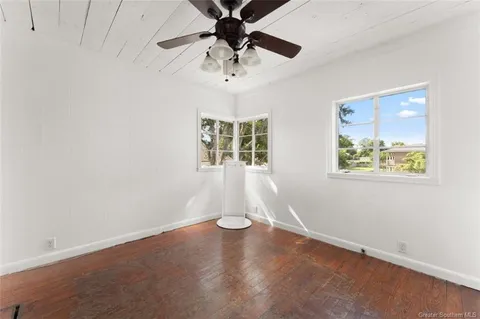 $339,900 | 507 Iris Street, Lake Charles, LA 70601