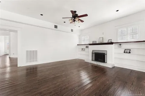 $339,900 | 507 Iris Street, Lake Charles, LA 70601