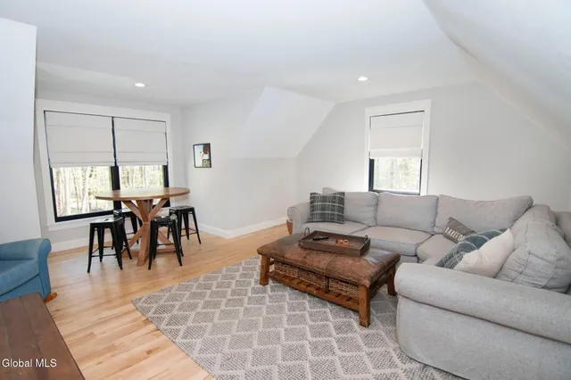 $956,854 | 77 Sand Hill Road, Greenfield, NY 12833