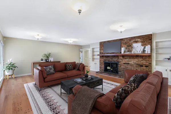 $659,000 | 2236 Cross Drive, Memphis, TN 38112