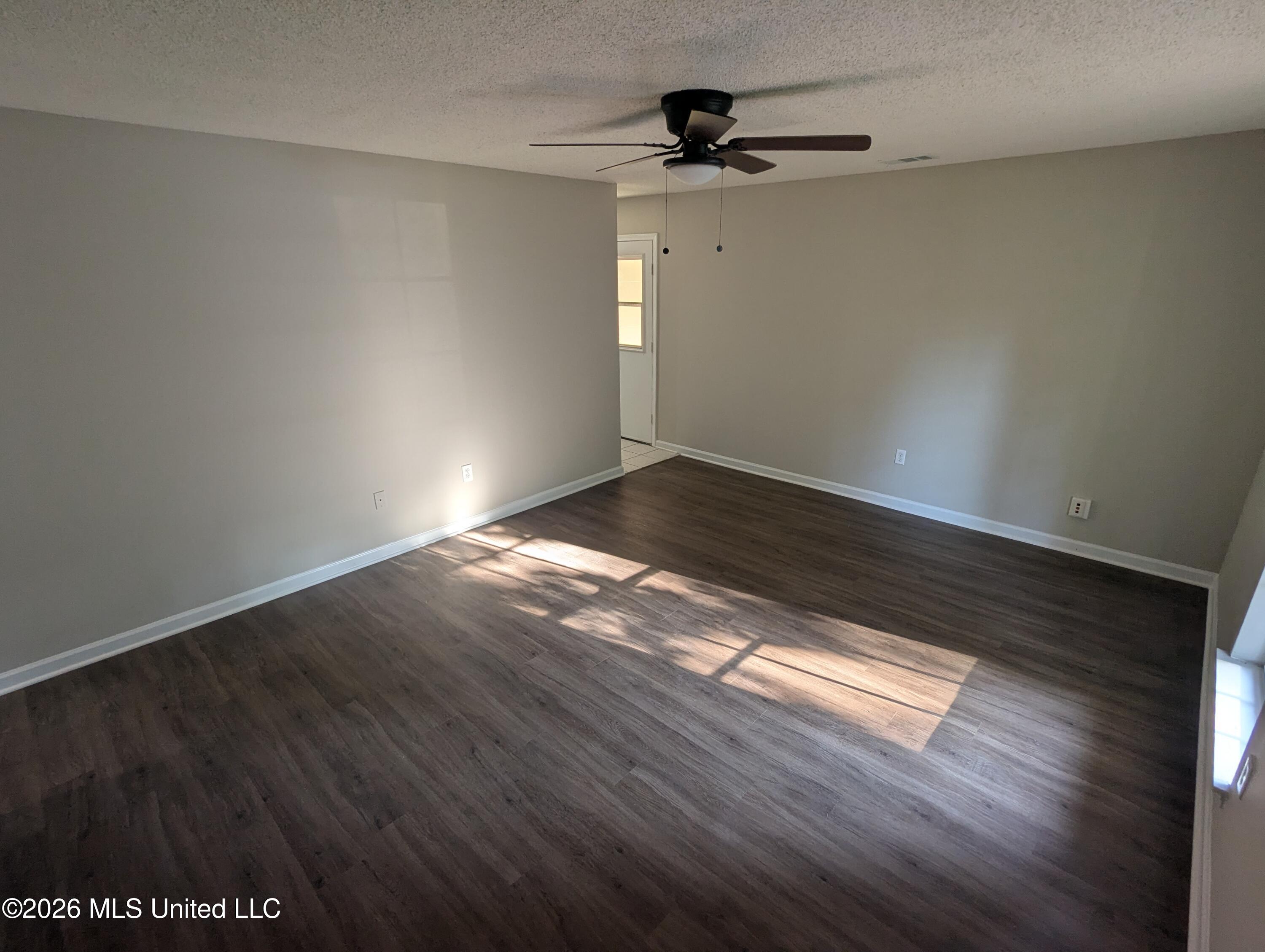 8375 Old Forge Road Southaven, MS 38671 - Photo 5 of 9 PXL_20260611_123656683