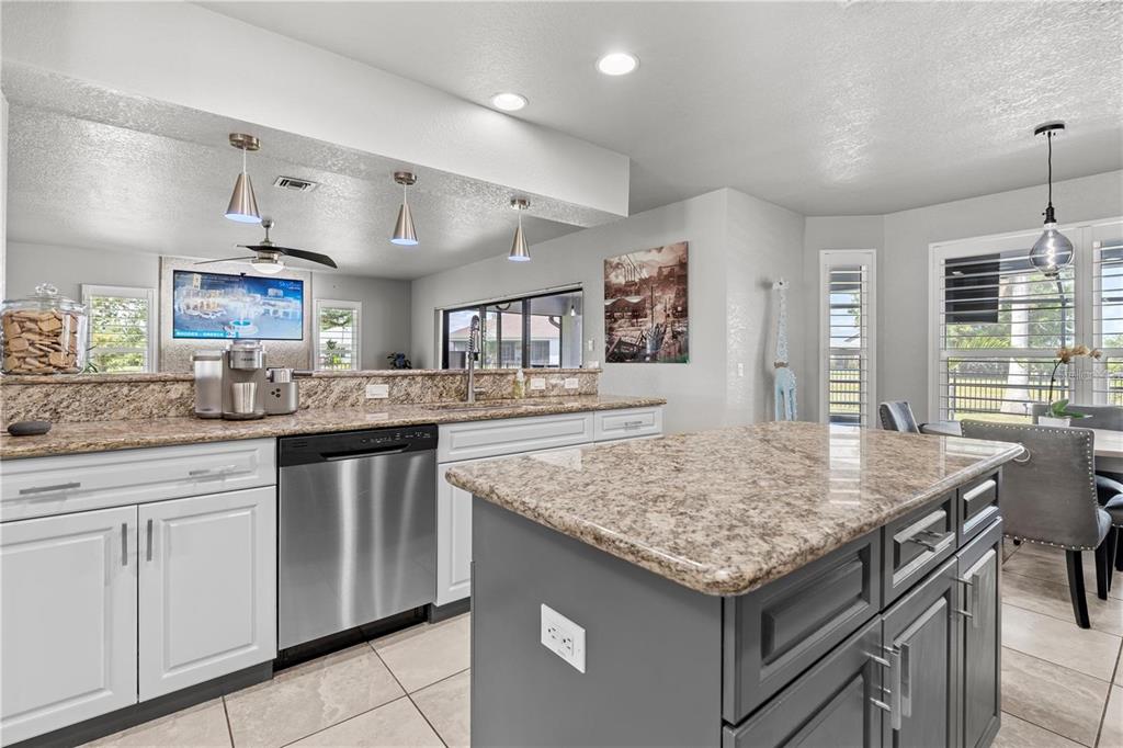 384 Viedma Street Punta Gorda, FL 33983 - Photo 9 of 55