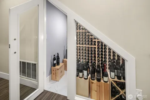 $2,628,000 | 21298 Southeast 25th Street, Sammamish, WA 98075