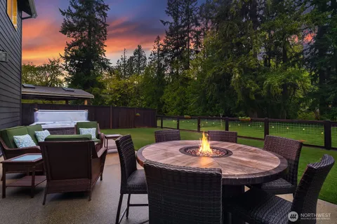 $2,628,000 | 21298 Southeast 25th Street, Sammamish, WA 98075