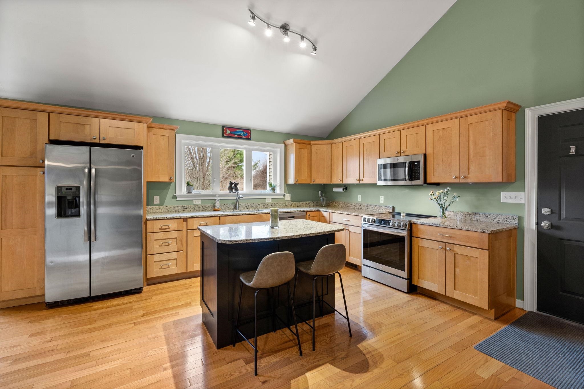 2 Riverwoods Drive Exeter, NH 03833 - Photo 3 of 43