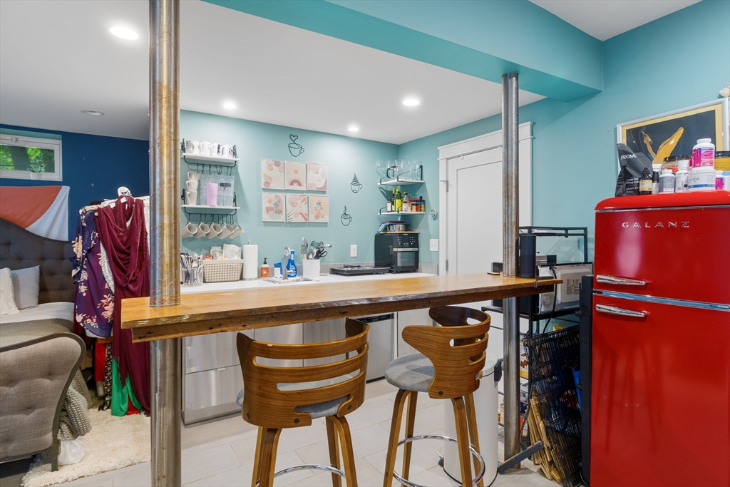 76 Thesda Street Arlington, MA 02474 - Photo 7 of 35