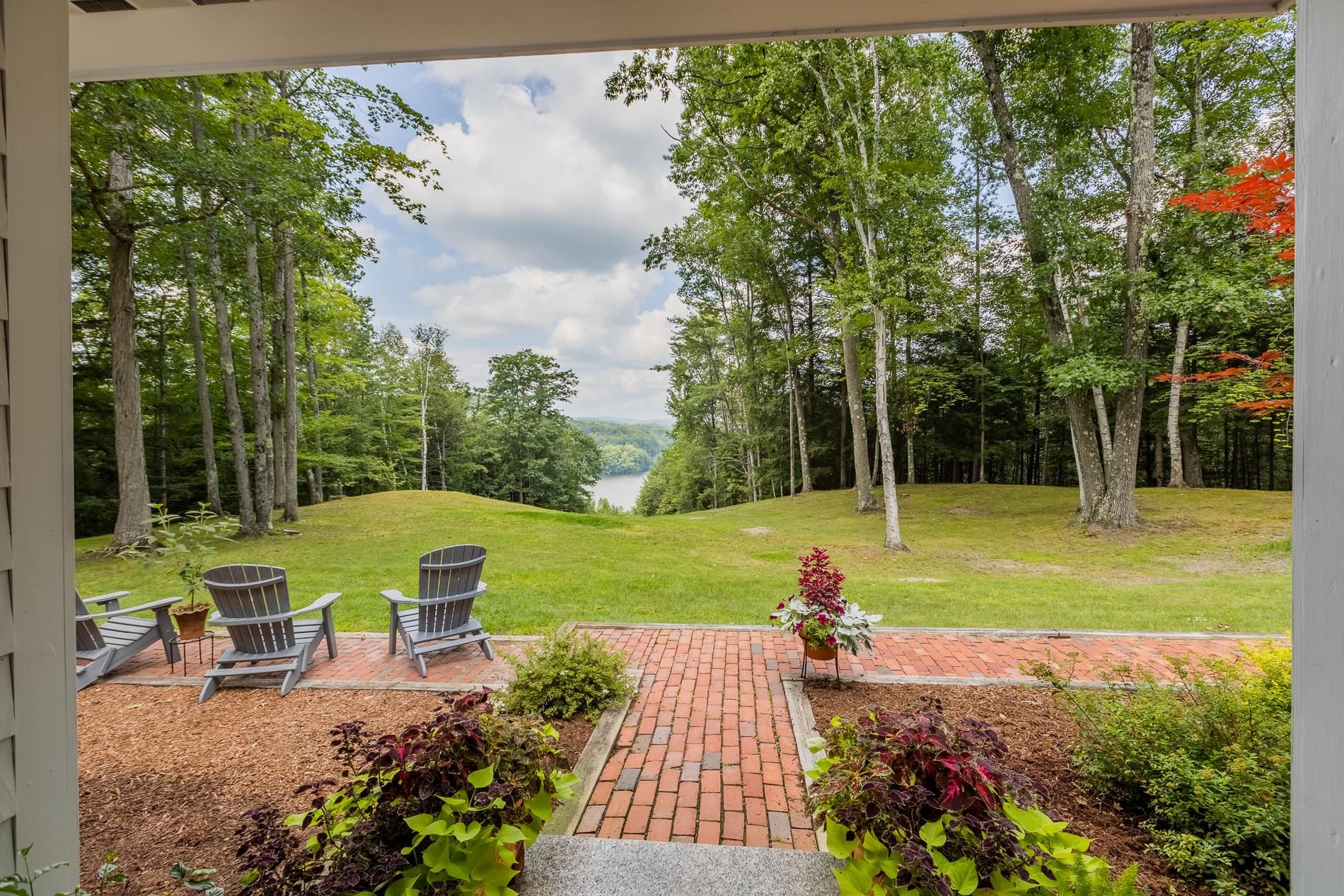 52 Oak Ridge Road Lebanon, NH 03784 - Photo 34 of 38 Gallery Image 34