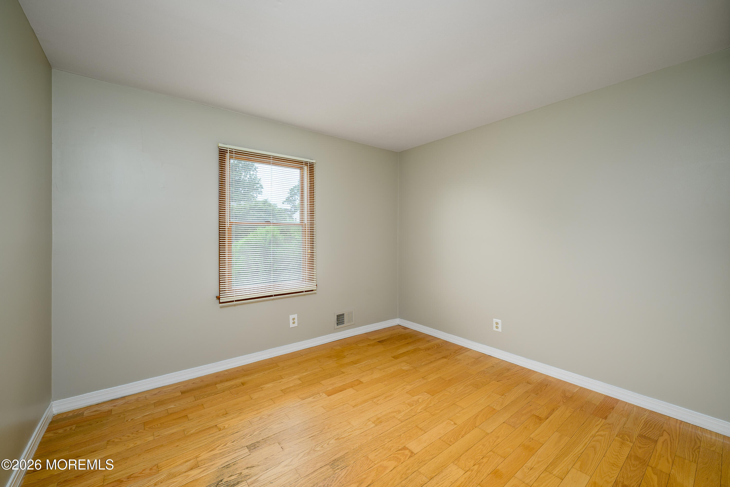 48 Starlight Road Howell, NJ 07731 - Photo 25 of 35 48_Starlight_Rd-9
