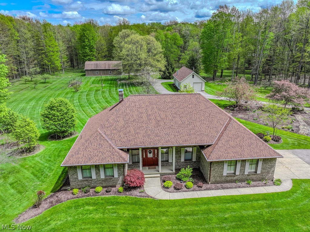 6475 Taylor Road Painesville, OH 44077 - Photo 2 of 23