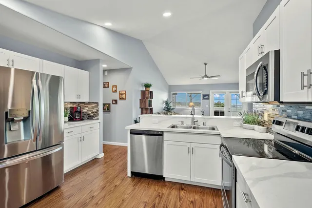 $950,000 | 75-6222 Ho'okūkū Moho Place, Kailua-Kona, HI 96740