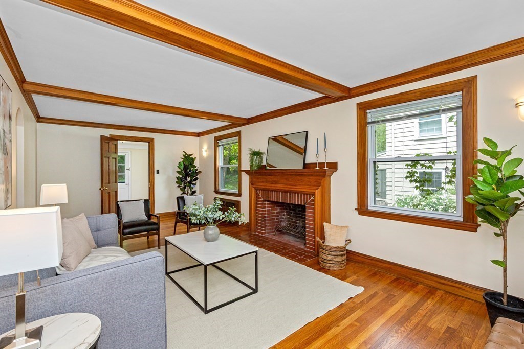 147 Jason Street Arlington, MA 02476 - Photo 9 of 42 Gallery Image 9