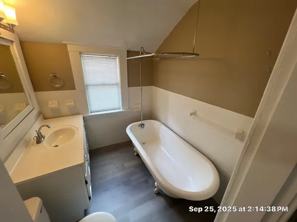 $335,000 | 390 North Avalon Street, Memphis, TN 38112
