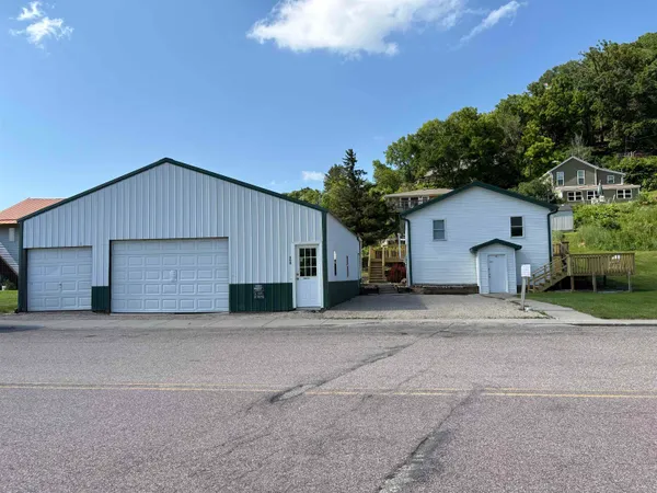 $199,900 | 308 Spring Street, Eastman, WI 54626