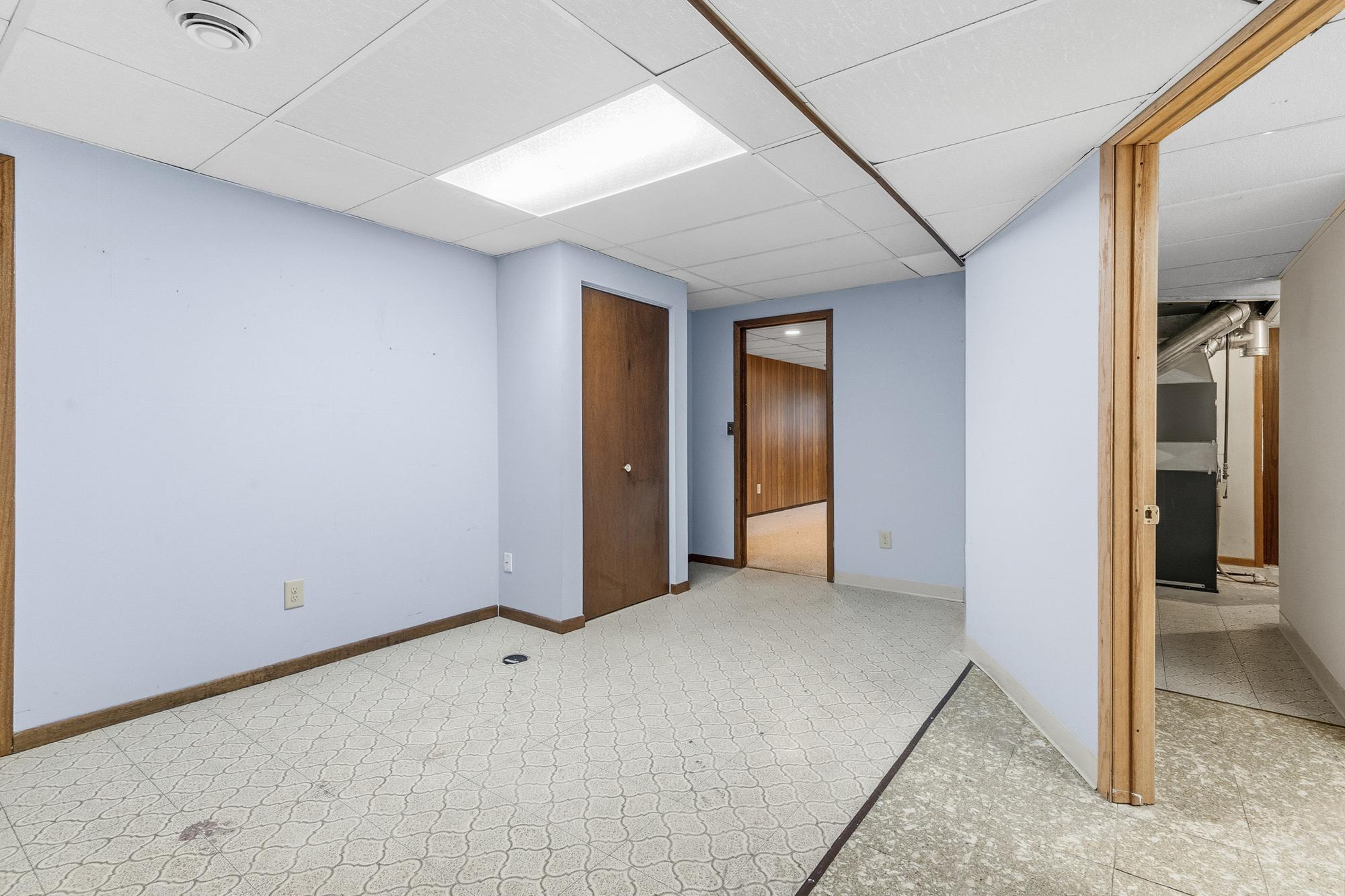 5546 Meister Road Fridley, MN 55432 - Photo 21 of 32 Gallery Image 21
