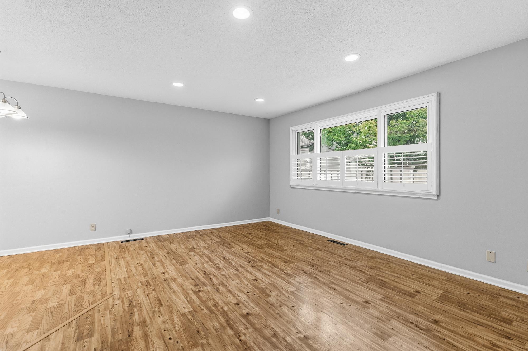 5546 Meister Road Fridley, MN 55432 - Photo 8 of 32 Gallery Image 8