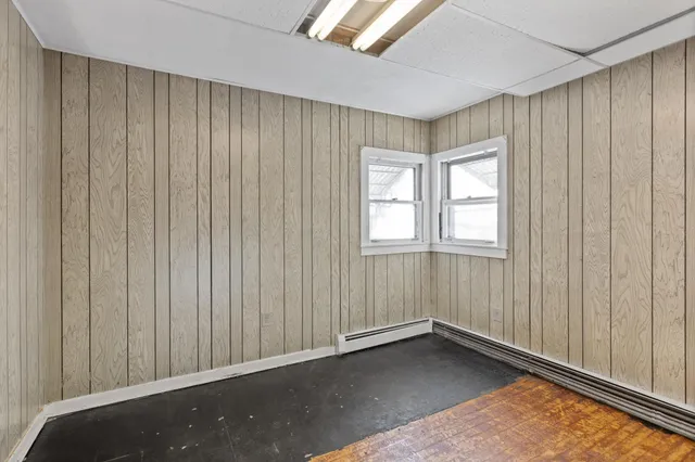 $119,900 | 553 White Bear Avenue, St. Paul, MN 55106