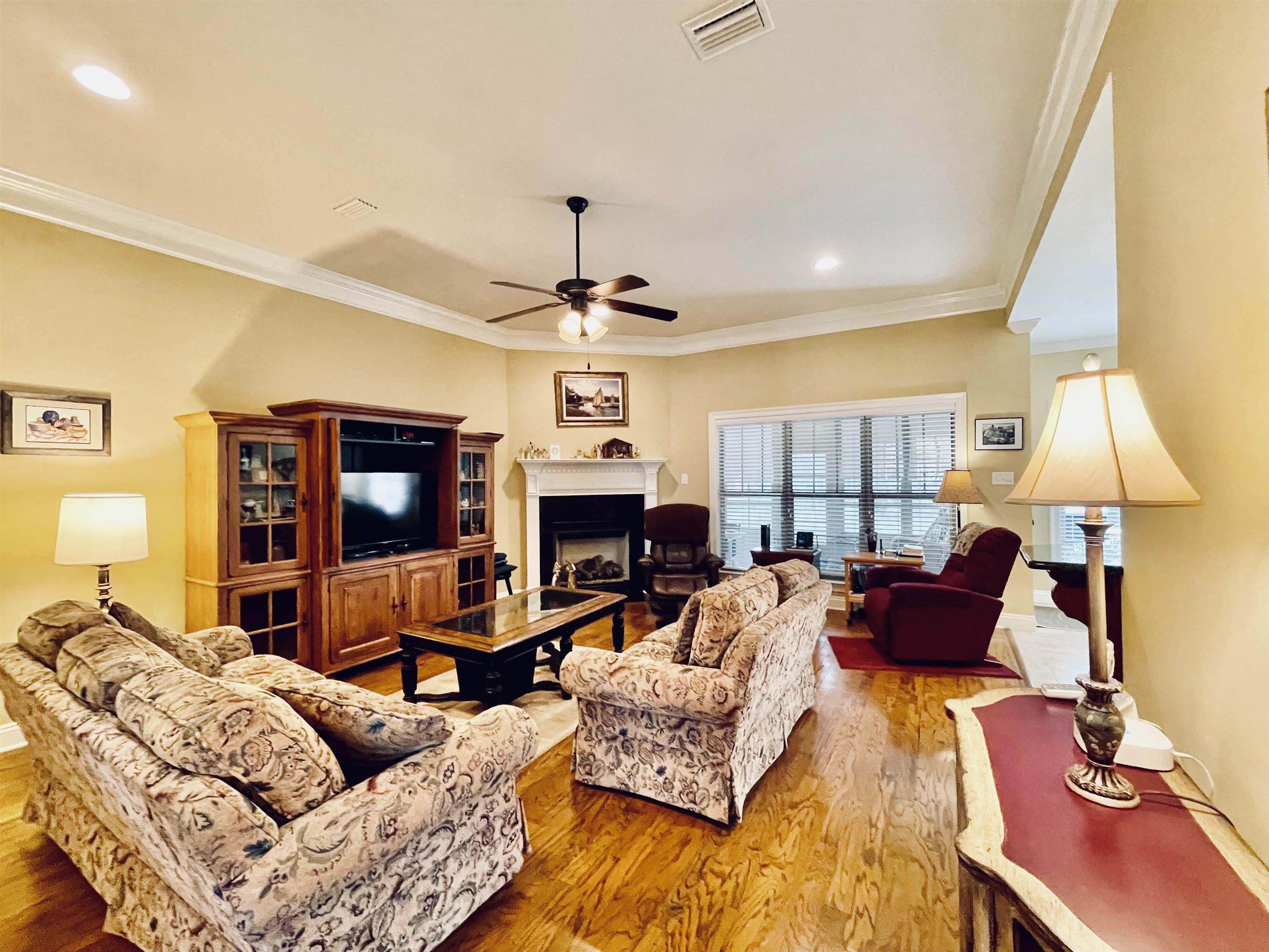 345 J J Michael Street Fairhope, AL 36532 - Photo 4 of 19