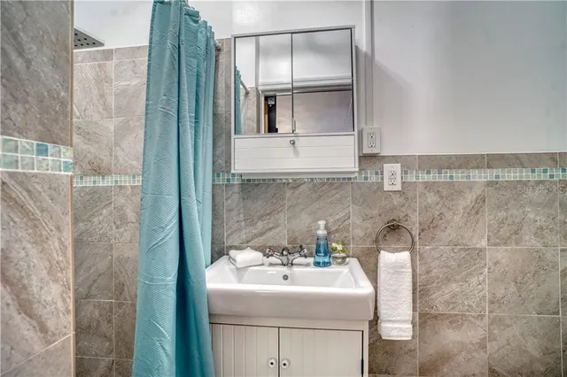 $6,000 | Undisclosed Address, St. Pete Beach, FL 33706