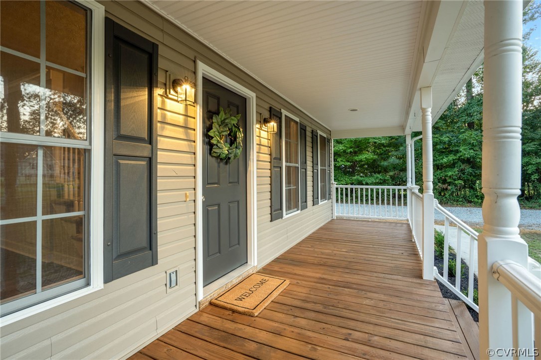 110 Loomis Road Aylett, VA 23009 - Photo 2 of 29