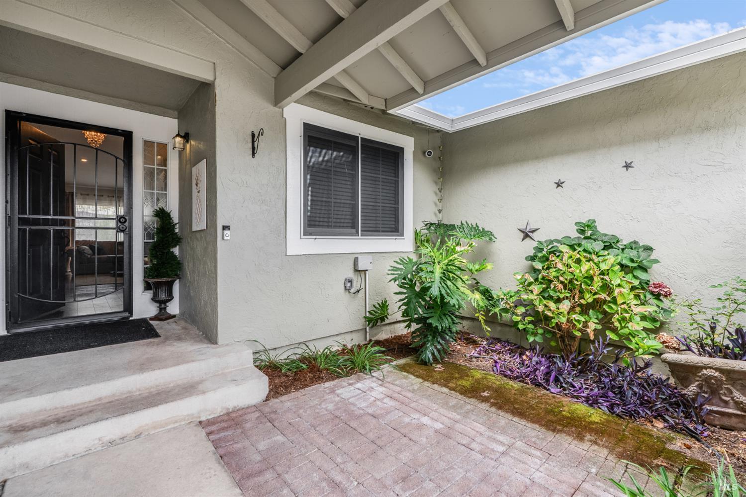 451 Rusty Drive Santa Rosa, CA 95401 - Photo 2 of 24 Covered entry patio