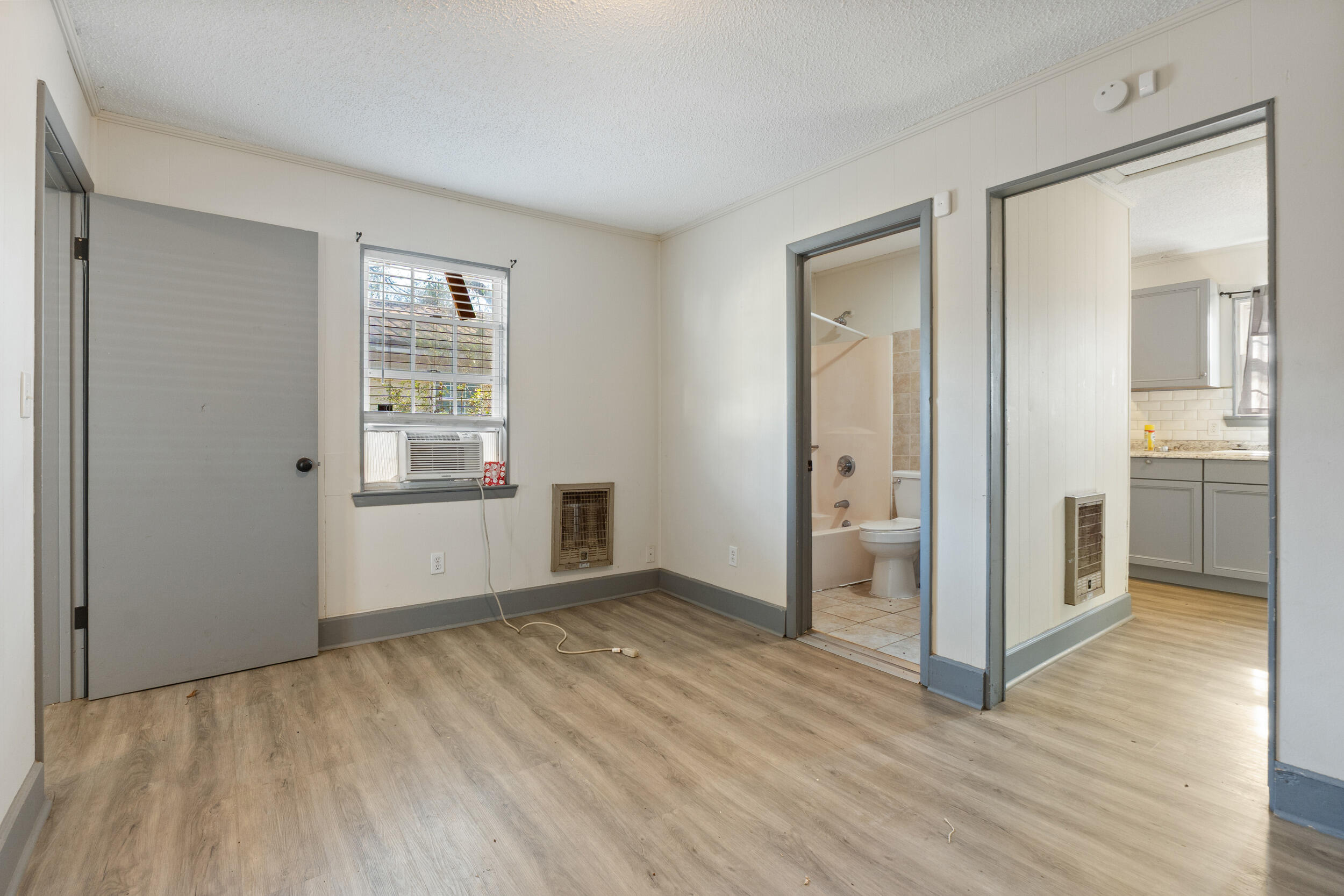 2004 Wilson Street Chattanooga, TN 37406 - Photo 4 of 18 dsc02330