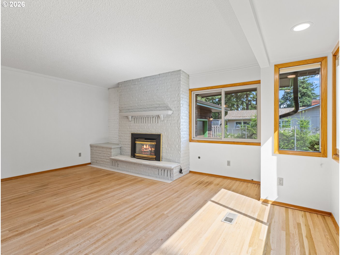 3123 Southeast 129th Avenue Portland, OR 97236 - Photo 8 of 35