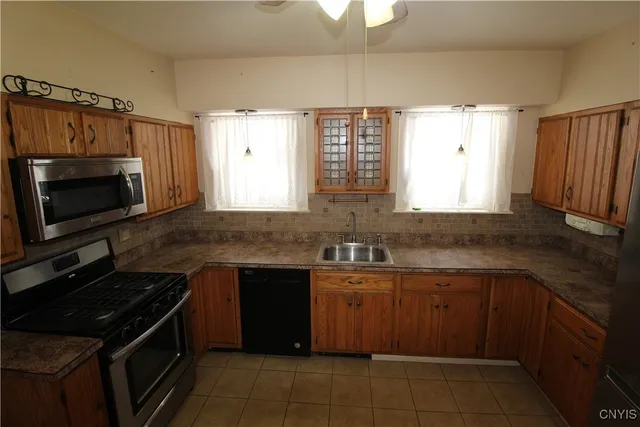 $269,500 | 34 Proctor Boulevard, Utica, NY 13501