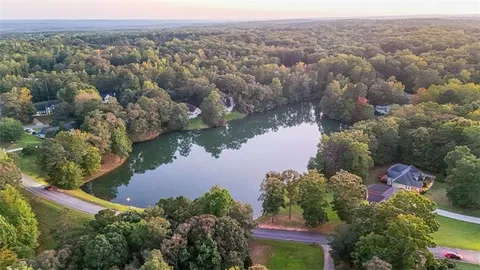 $525,000 | 226 Long Island Drive, Whitesburg, GA 30185