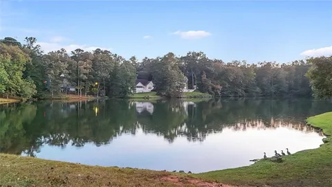 $525,000 | 226 Long Island Drive, Whitesburg, GA 30185