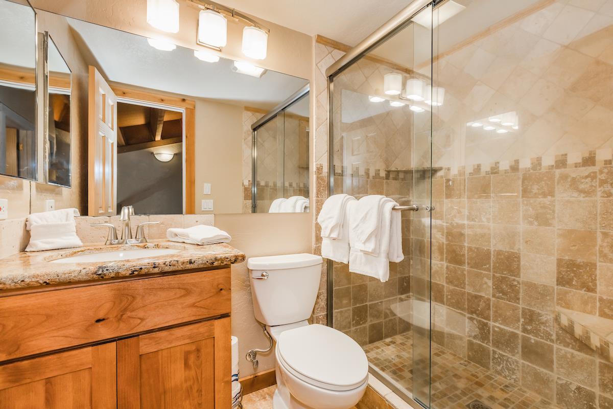 5083 Gold Bend Truckee, CA 96161 - Photo 13 of 20