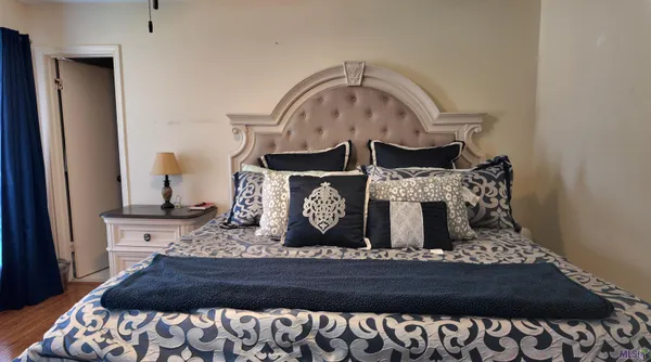 $230,000 | 381 Shadydale Drive, Baton Rouge, LA 70815