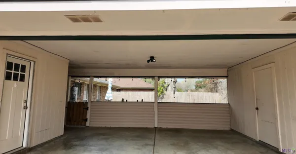 $230,000 | 381 Shadydale Drive, Baton Rouge, LA 70815