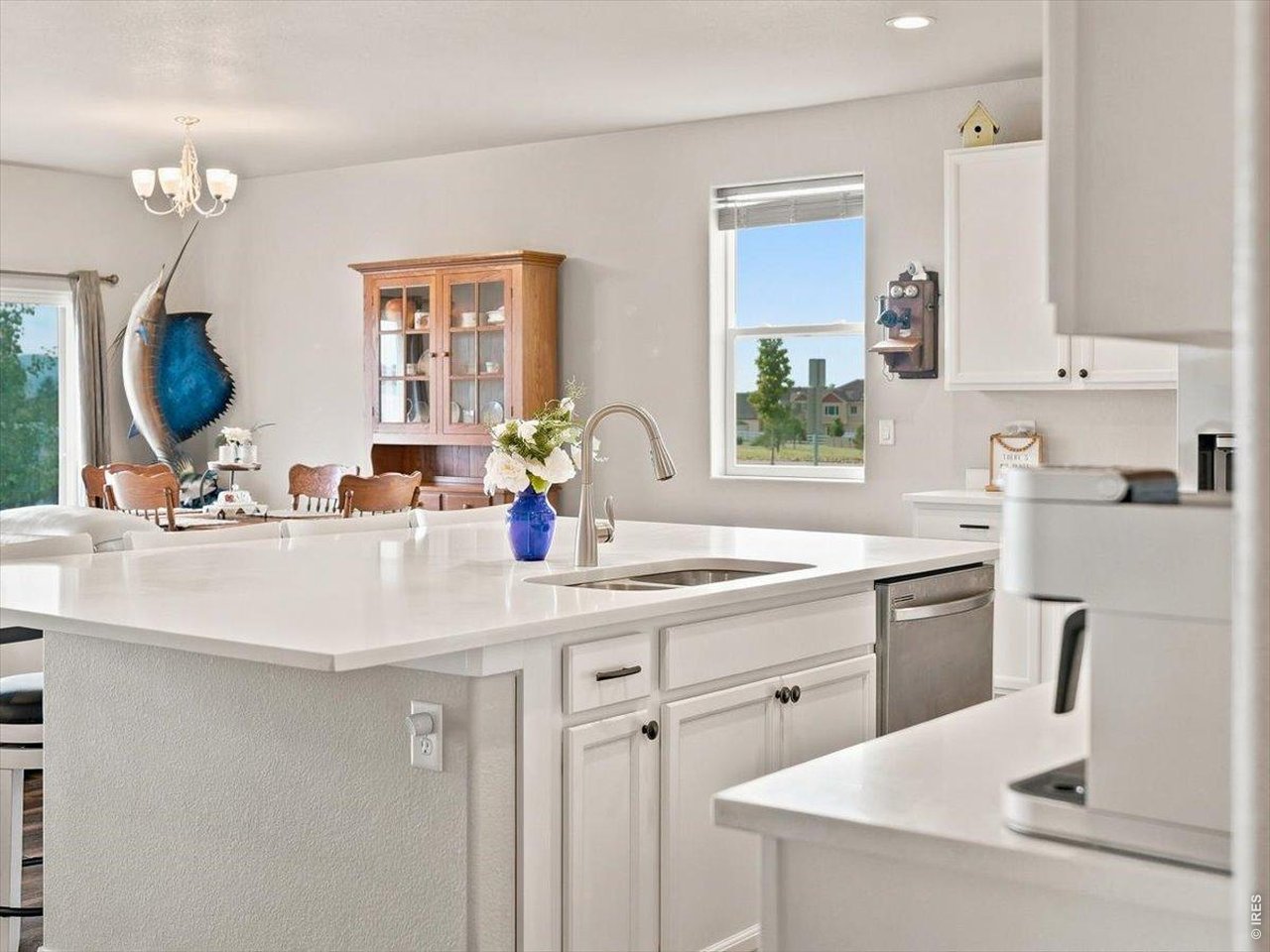 2550 Doe Rdg Way Johnstown, CO 80534 - Photo 12 of 49