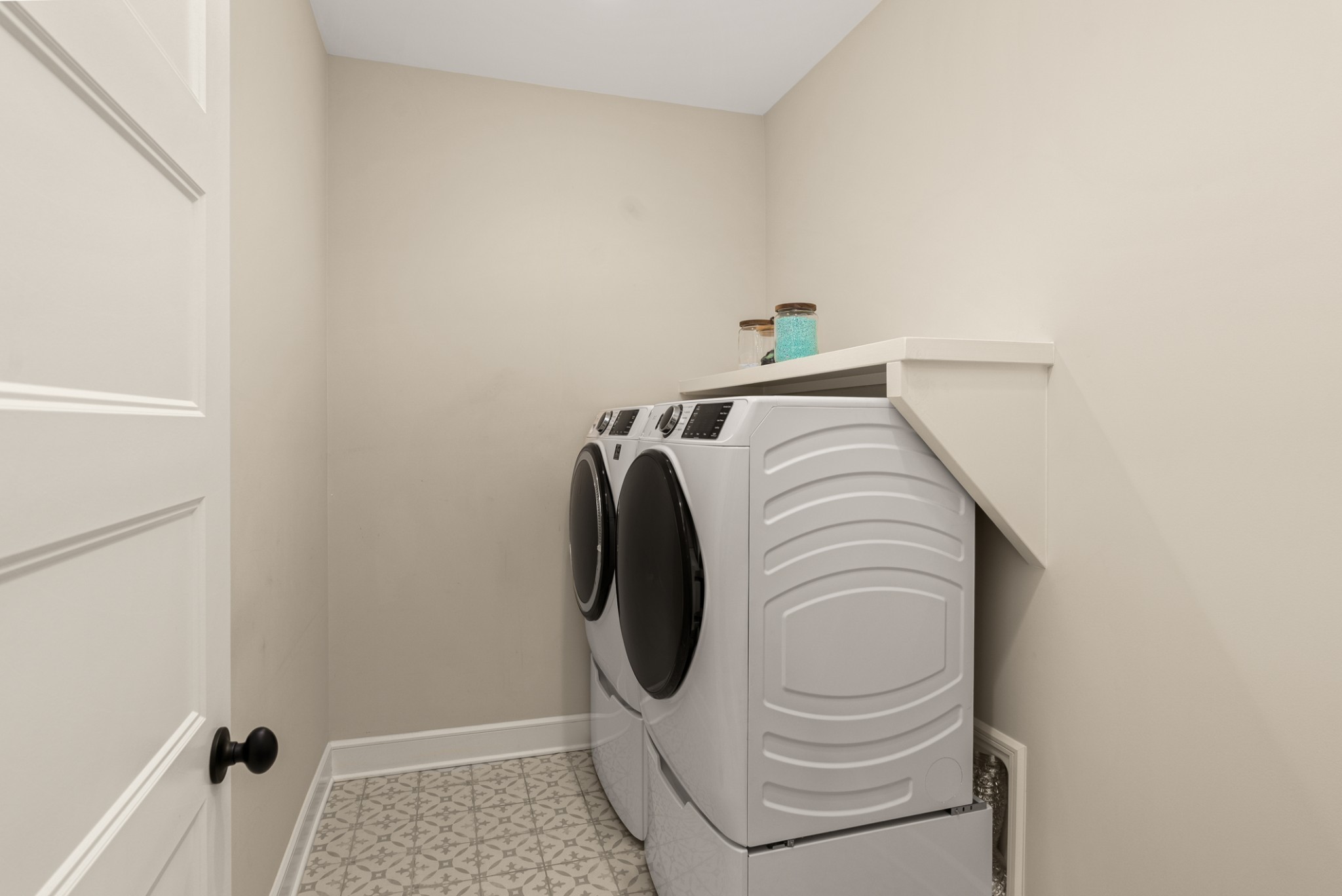 1497 Phillips Road Lebanon, TN 37087 - Photo 27 of 53 a utility room with dryer and washer