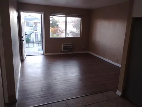 $850,000 | 15 Coral Gables Court, Sacramento, CA 95822