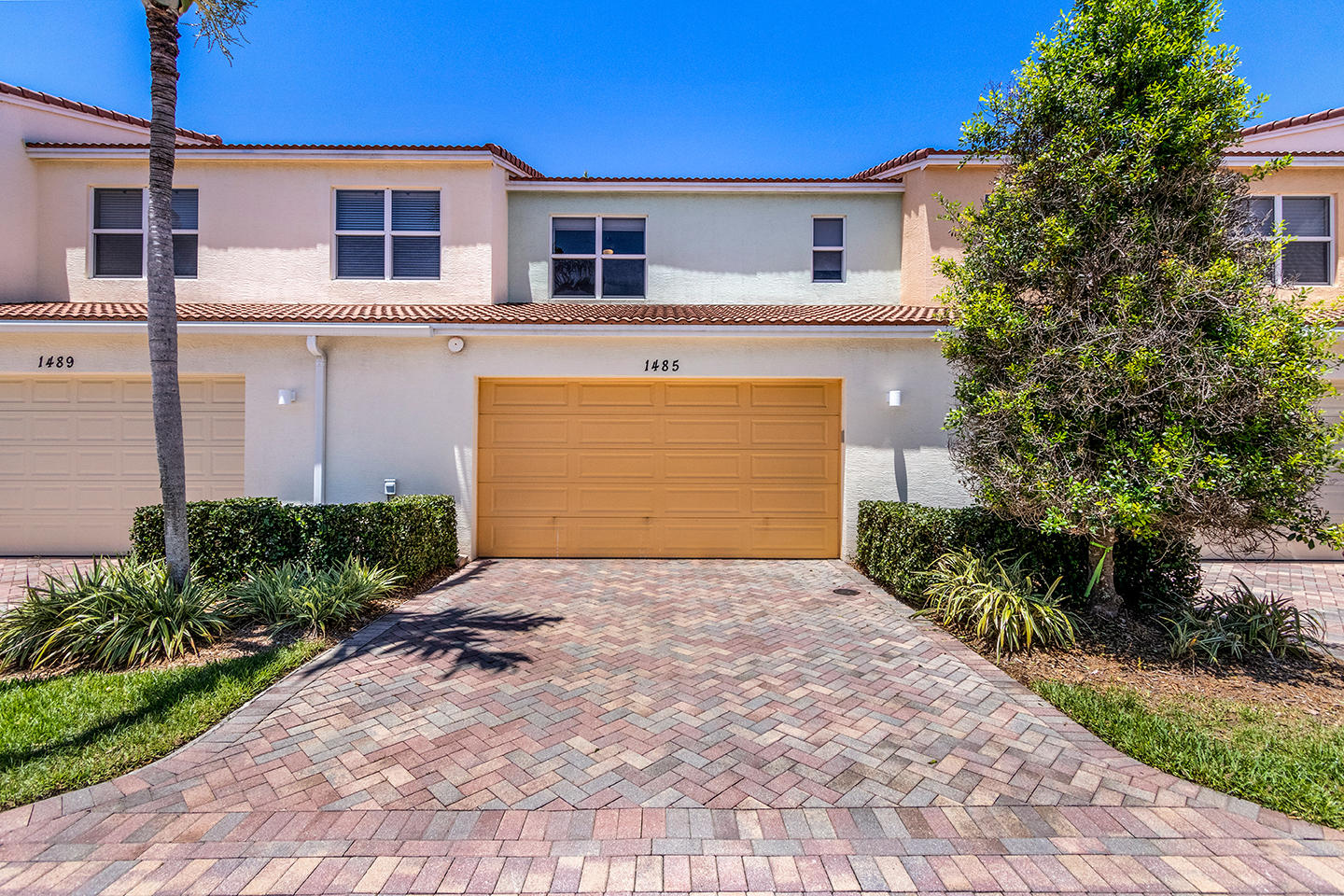 1485 Northwest 48th Lane Boca Raton, FL 33431 - Photo 23 of 23 Driveway